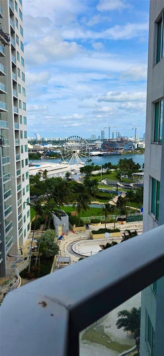 En Renta: $3,300 (2 camas, 2 baños, 940 Pies cuadrados)