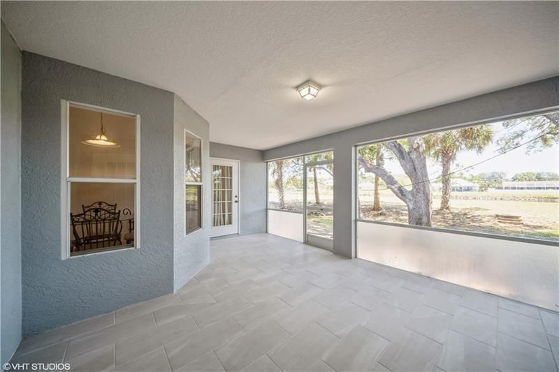Enclosed, ready for entertaining