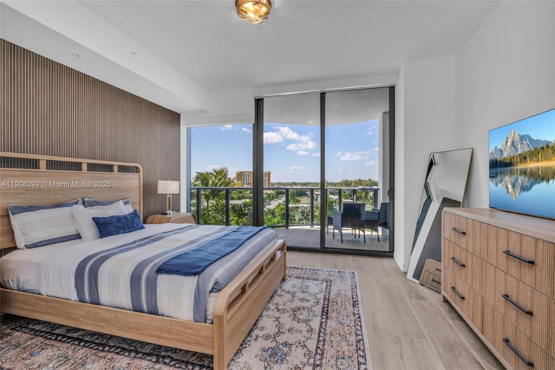 For Rent: $35,000 (4 beds, 4 baths, 3300 Square Feet)