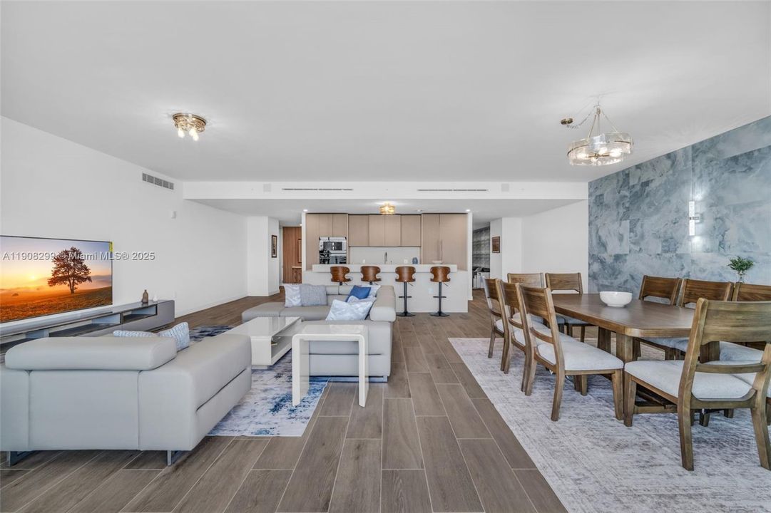 For Rent: $35,000 (4 beds, 4 baths, 3300 Square Feet)