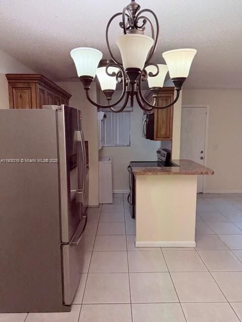 For Sale: $235,000 (2 beds, 2 baths, 887 Square Feet)