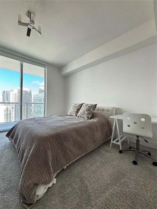 На продажу: $1,245,000 (3 спален, 3 ванн, 1800 Квадратных фут)