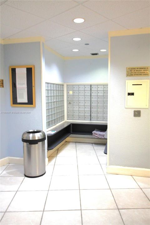 For Sale: $219,900 (2 beds, 2 baths, 1120 Square Feet)