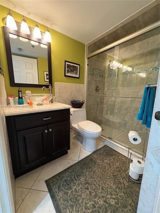 Active With Contract: $615,000 (2 beds, 2 baths, 1250 Square Feet)