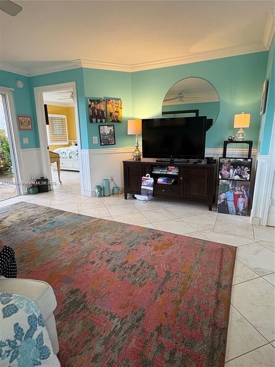 Active With Contract: $615,000 (2 beds, 2 baths, 1250 Square Feet)