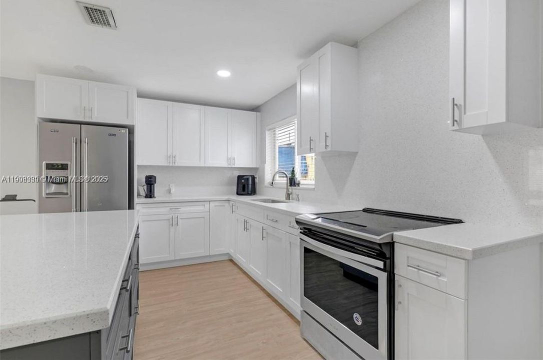 For Sale: $900,000 (0 beds, 0 baths, 2054 Square Feet)