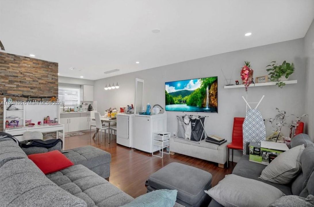 For Sale: $900,000 (0 beds, 0 baths, 2054 Square Feet)