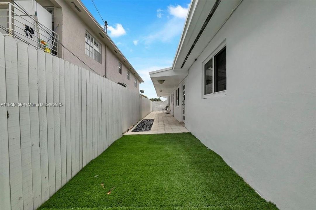 For Sale: $900,000 (0 beds, 0 baths, 2054 Square Feet)