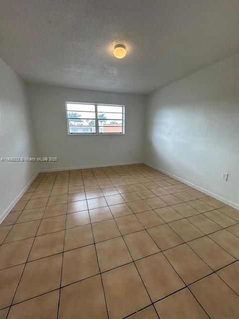 For Rent: $1,745 (1 beds, 1 baths, 720 Square Feet)