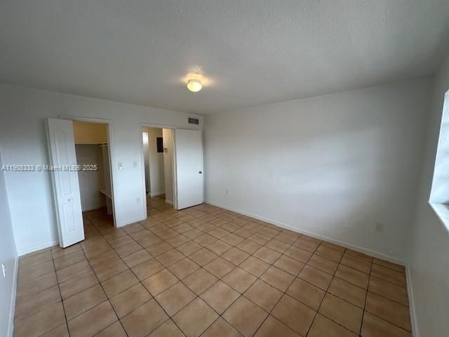For Rent: $1,745 (1 beds, 1 baths, 720 Square Feet)