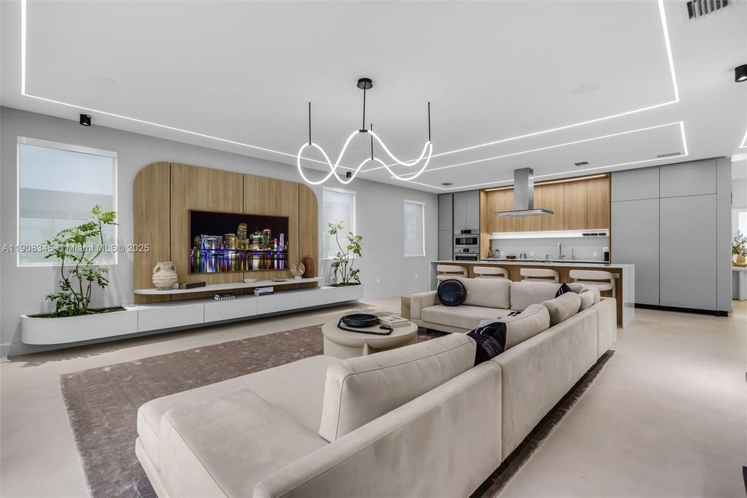 For Rent: $12,000 (5 beds, 5 baths, 3113 Square Feet)