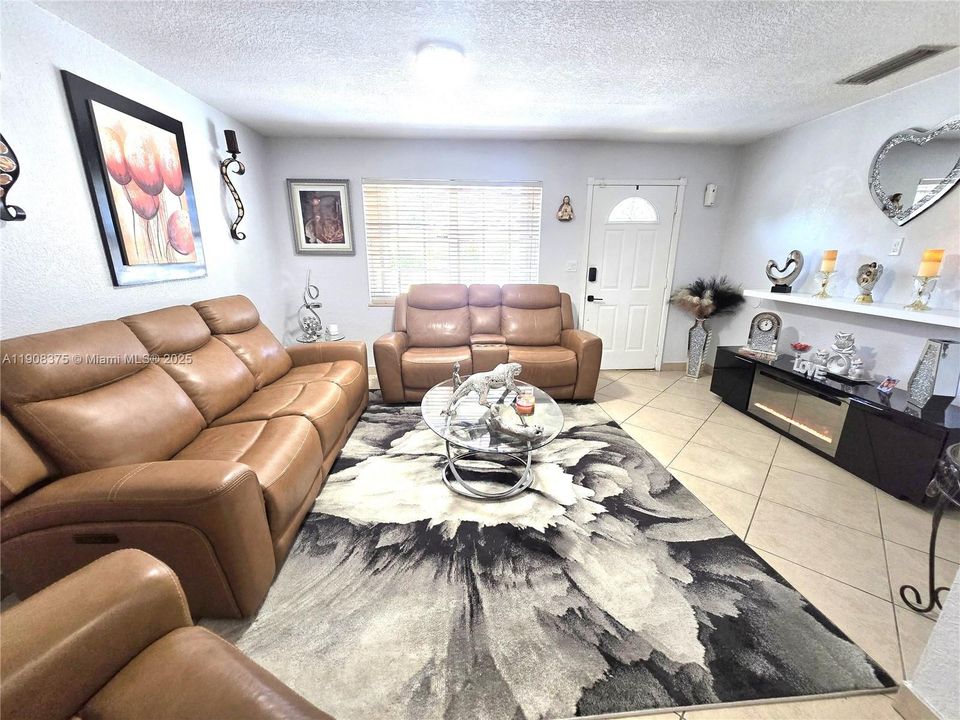 For Sale: $1,100,000 (0 beds, 0 baths, 2410 Square Feet)