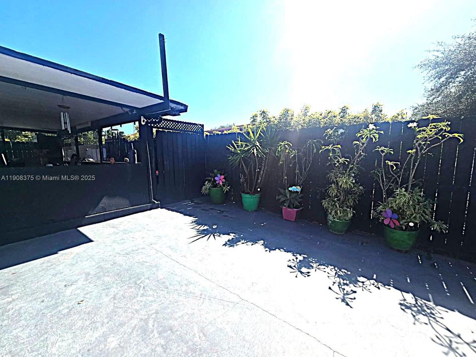 For Sale: $1,100,000 (0 beds, 0 baths, 2410 Square Feet)