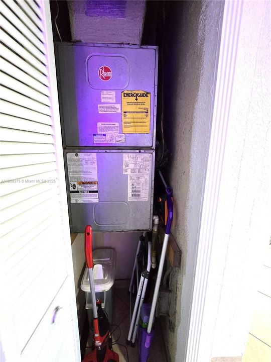 For Sale: $1,100,000 (0 beds, 0 baths, 2410 Square Feet)