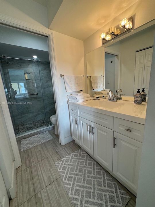 For Rent: $4,300 (2 beds, 2 baths, 1186 Square Feet)