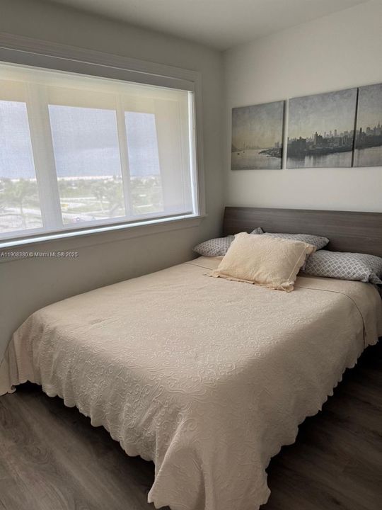 For Rent: $4,300 (2 beds, 2 baths, 1186 Square Feet)