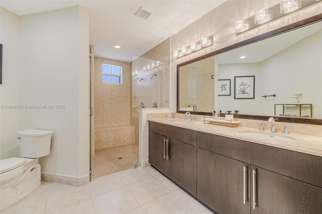 Active With Contract: $520,000 (3 beds, 2 baths, 1401 Square Feet)