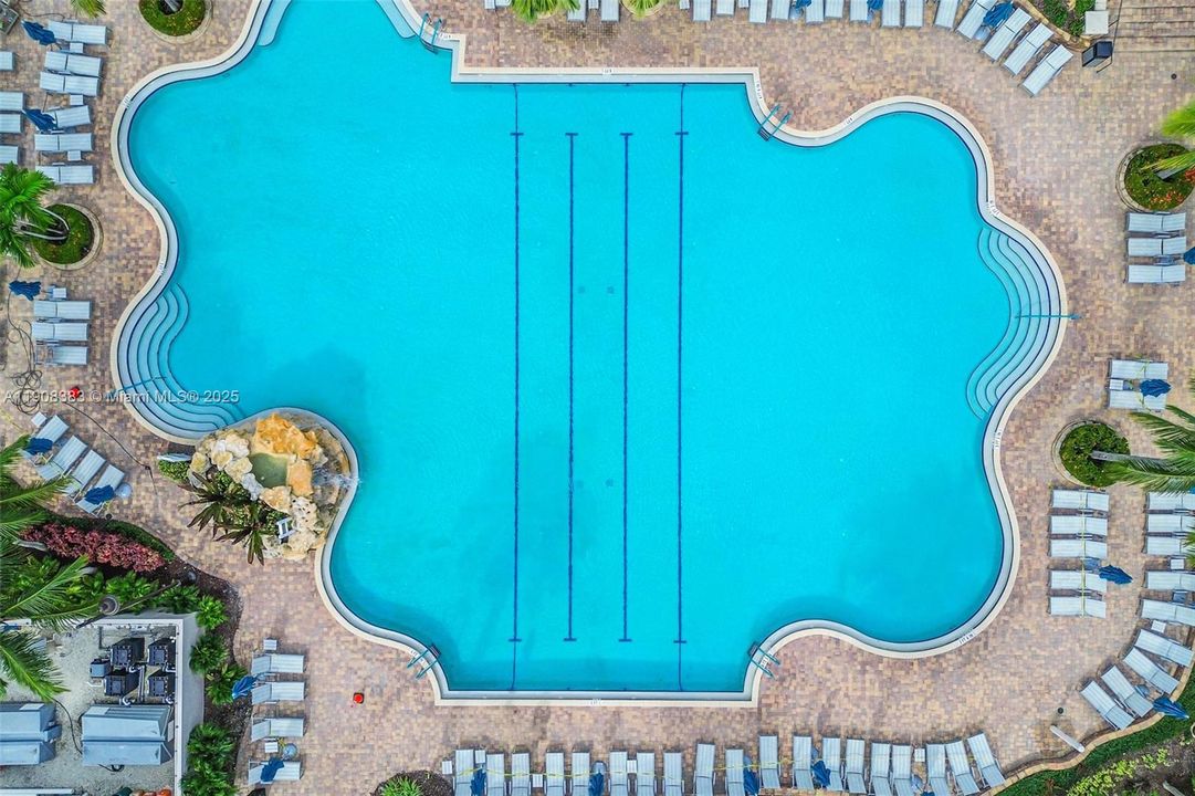 Enjoy Heron Bay’s resort-style amenities: pools, fitness centers, tennis, pickleball, basketball, activities/events, and clubhouse; all within a secure, gated community with 3 guarded gates, plus top-rated A schools.