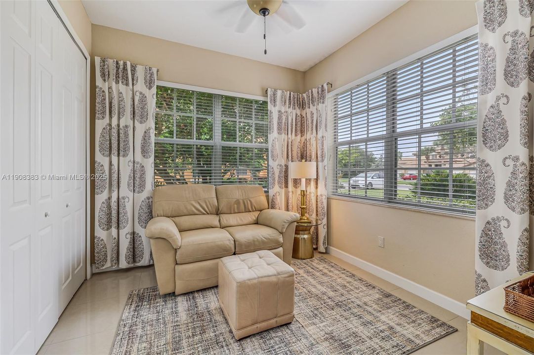 3rd bedroom, office or sitting room