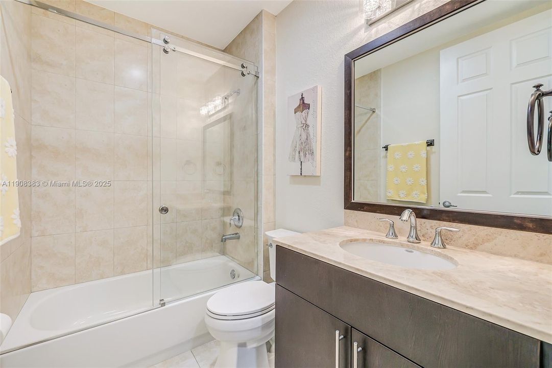 Active With Contract: $520,000 (3 beds, 2 baths, 1401 Square Feet)