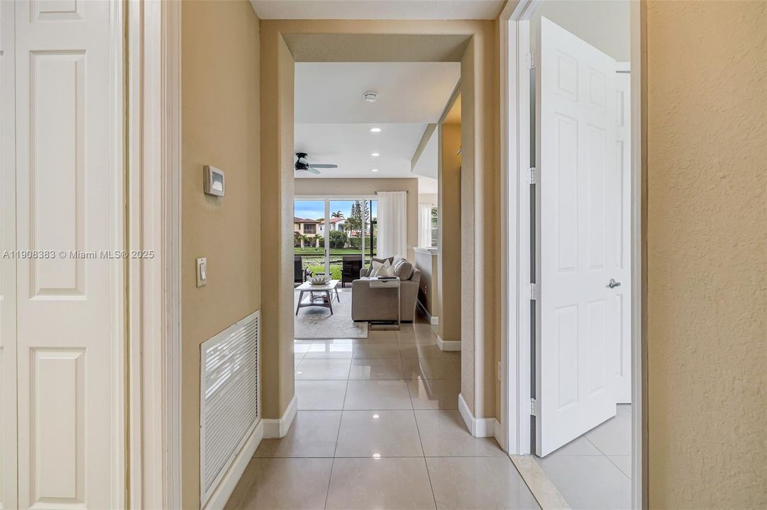 Active With Contract: $520,000 (3 beds, 2 baths, 1401 Square Feet)