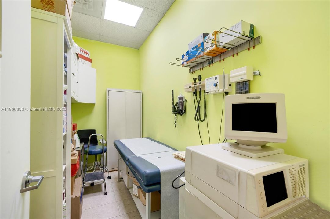 For Sale: $1,050,000 (0 beds, 0 baths, 0 Square Feet)