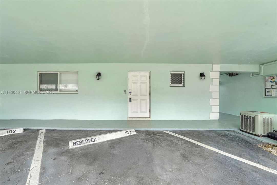 For Sale: $130,000 (0 beds, 1 baths, 490 Square Feet)