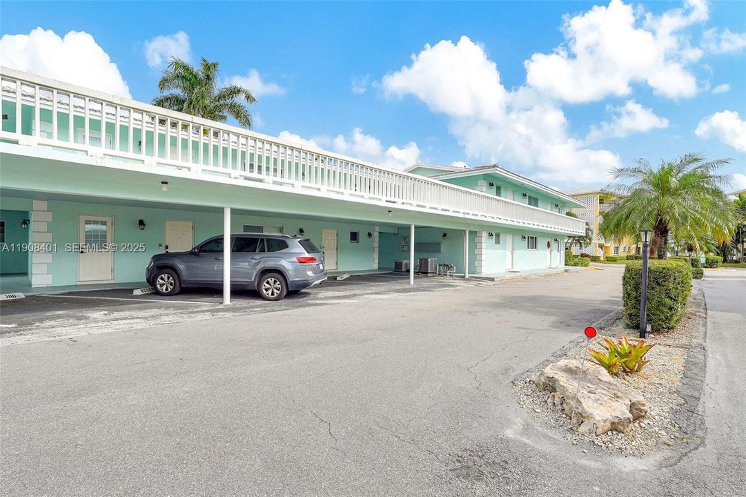 For Sale: $130,000 (0 beds, 1 baths, 490 Square Feet)