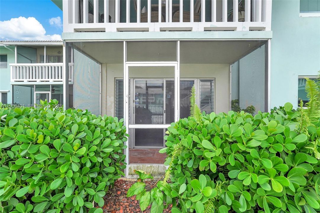 For Sale: $130,000 (0 beds, 1 baths, 490 Square Feet)