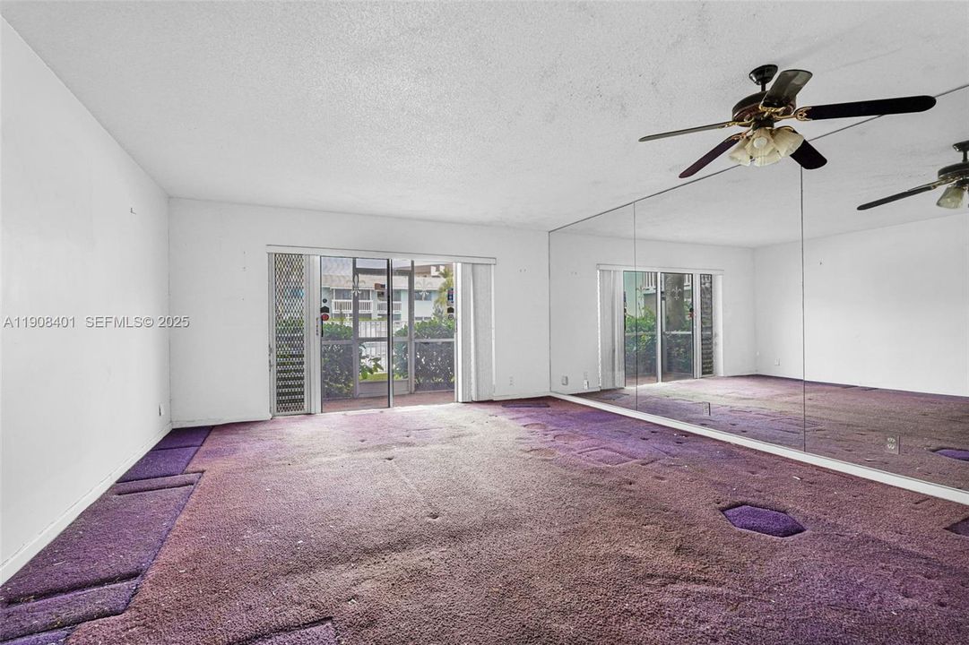 For Sale: $130,000 (0 beds, 1 baths, 490 Square Feet)