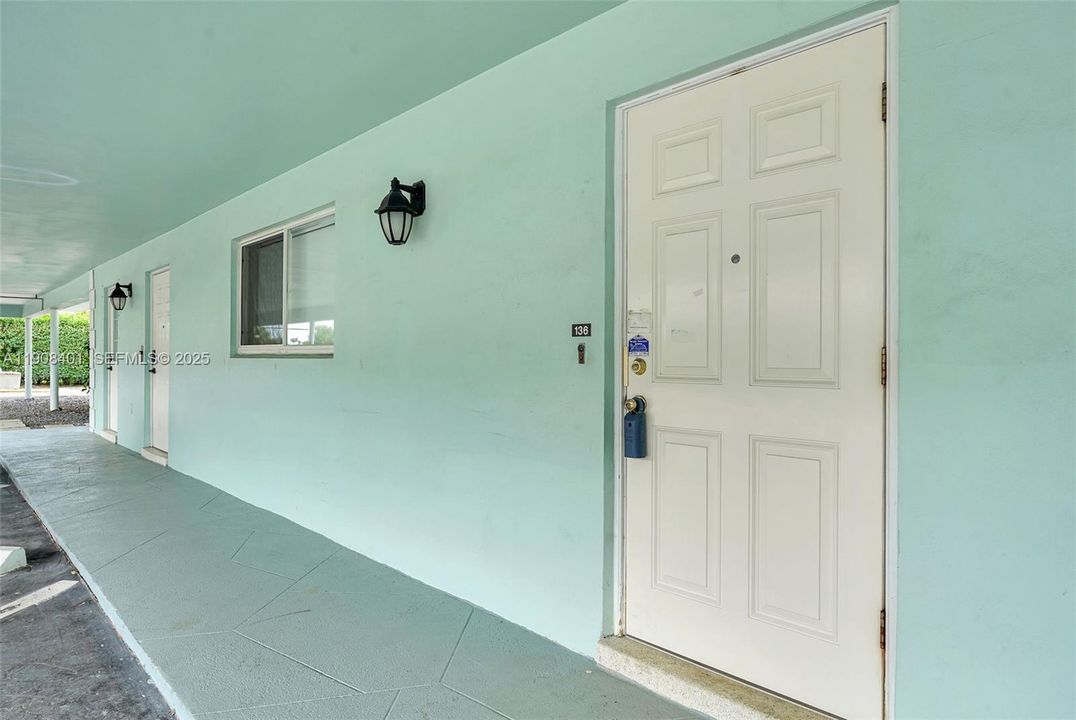 For Sale: $130,000 (0 beds, 1 baths, 490 Square Feet)