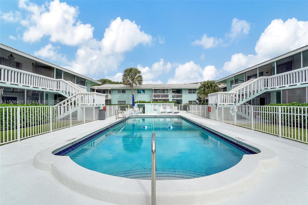 For Sale: $130,000 (0 beds, 1 baths, 490 Square Feet)