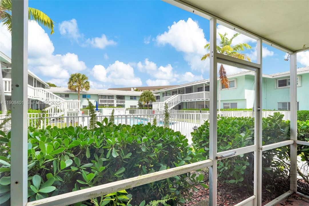 For Sale: $130,000 (0 beds, 1 baths, 490 Square Feet)