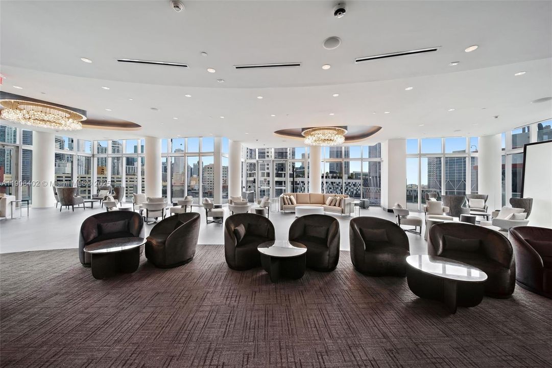 For Rent: $34,000 (4 beds, 5 baths, 3800 Square Feet)