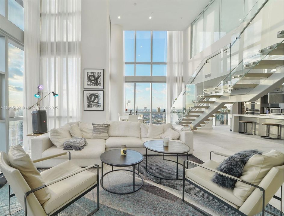 For Rent: $34,000 (4 beds, 5 baths, 3800 Square Feet)