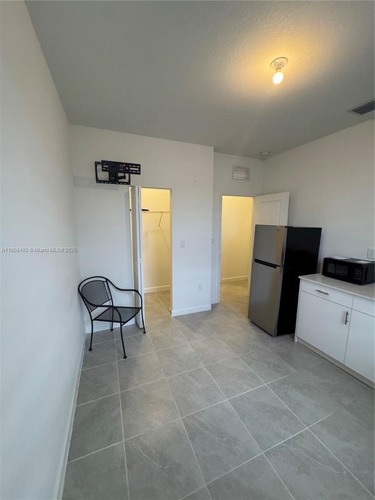 En Renta: $1,450 (0 camas, 0 baños, 2418 Pies cuadrados)