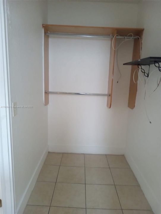 Recently Sold: $109,000 (1 beds, 1 baths, 465 Square Feet)