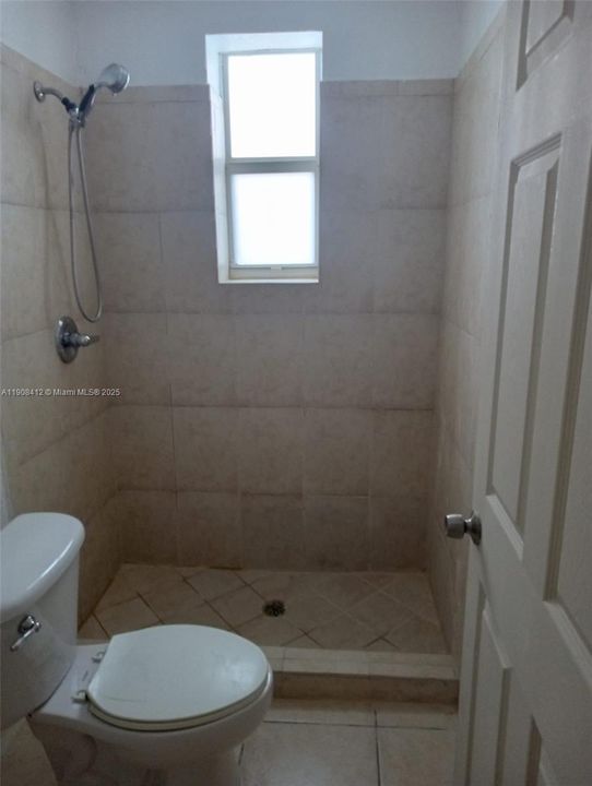 Recently Sold: $109,000 (1 beds, 1 baths, 465 Square Feet)