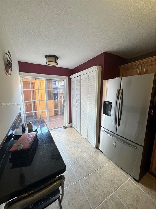 For Rent: $3,200 (3 beds, 2 baths, 1500 Square Feet)