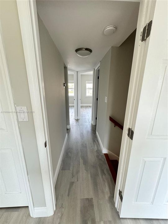 合同活跃: $2,850 (3 贝兹, 2 浴室, 1500 平方英尺)