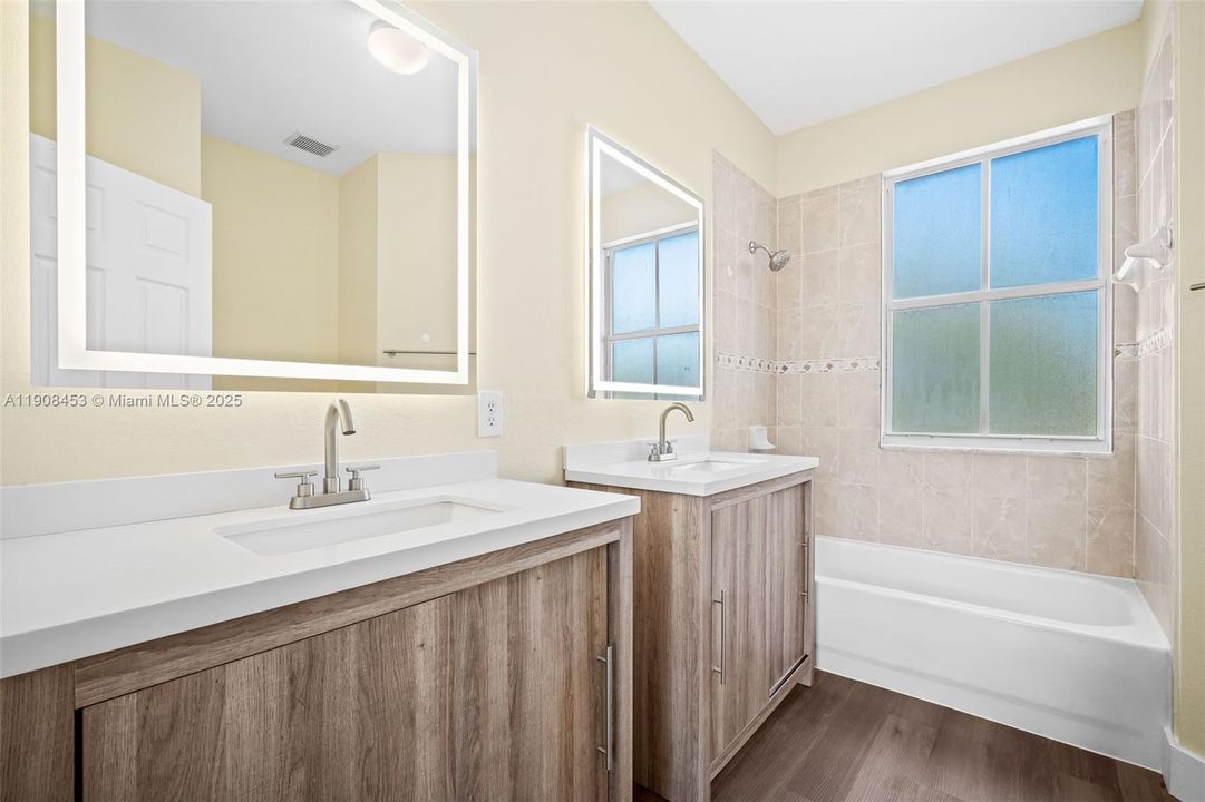 Active With Contract: $369,000 (3 beds, 2 baths, 1679 Square Feet)