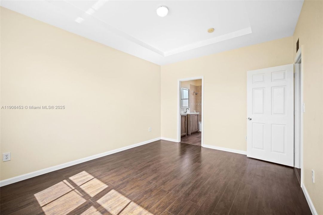 Active With Contract: $369,000 (3 beds, 2 baths, 1679 Square Feet)