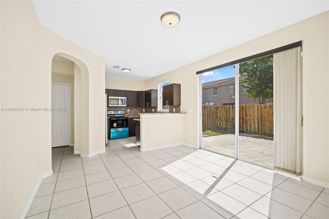 Active With Contract: $369,000 (3 beds, 2 baths, 1679 Square Feet)