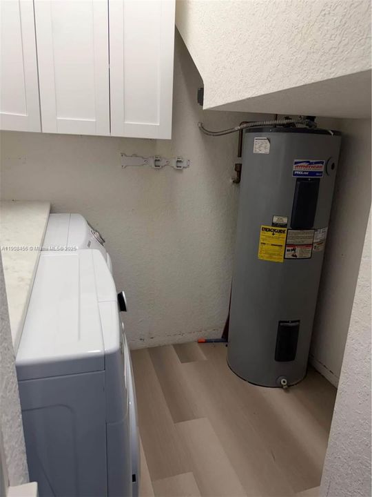 Active With Contract: $3,400 (4 beds, 3 baths, 1777 Square Feet)