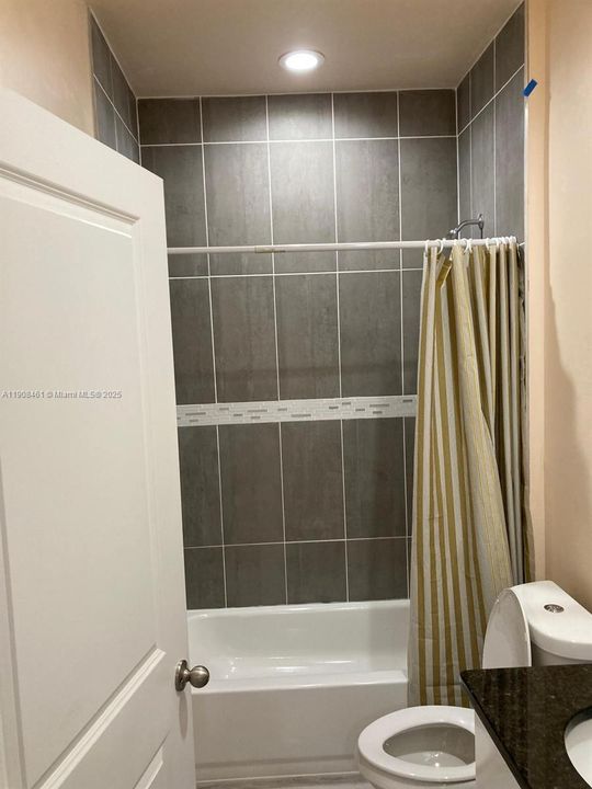 For Rent: $1,450 (2 beds, 1 baths, 0 Square Feet)