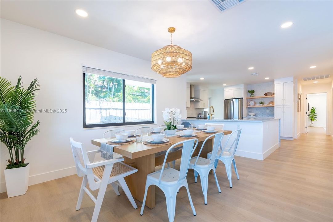 For Rent: $10,000 (3 beds, 2 baths, 1470 Square Feet)