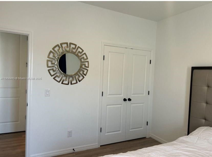 出租: $1,600 (1 贝兹, 1 浴室, 0 平方英尺)