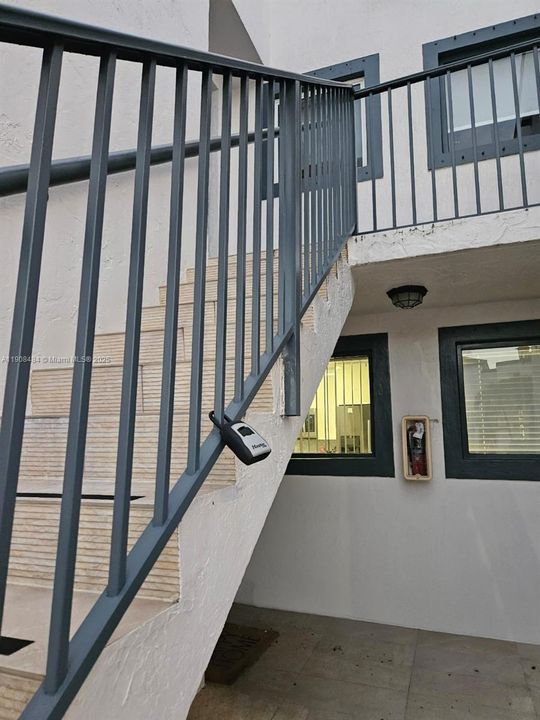 Recently Rented: $2,350 (2 beds, 2 baths, 970 Square Feet)