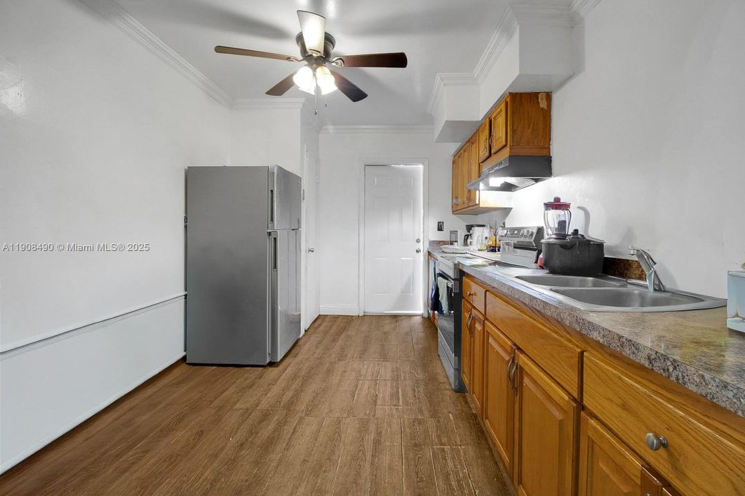 Active With Contract: $715,000 (0 beds, 0 baths, 2594 Square Feet)