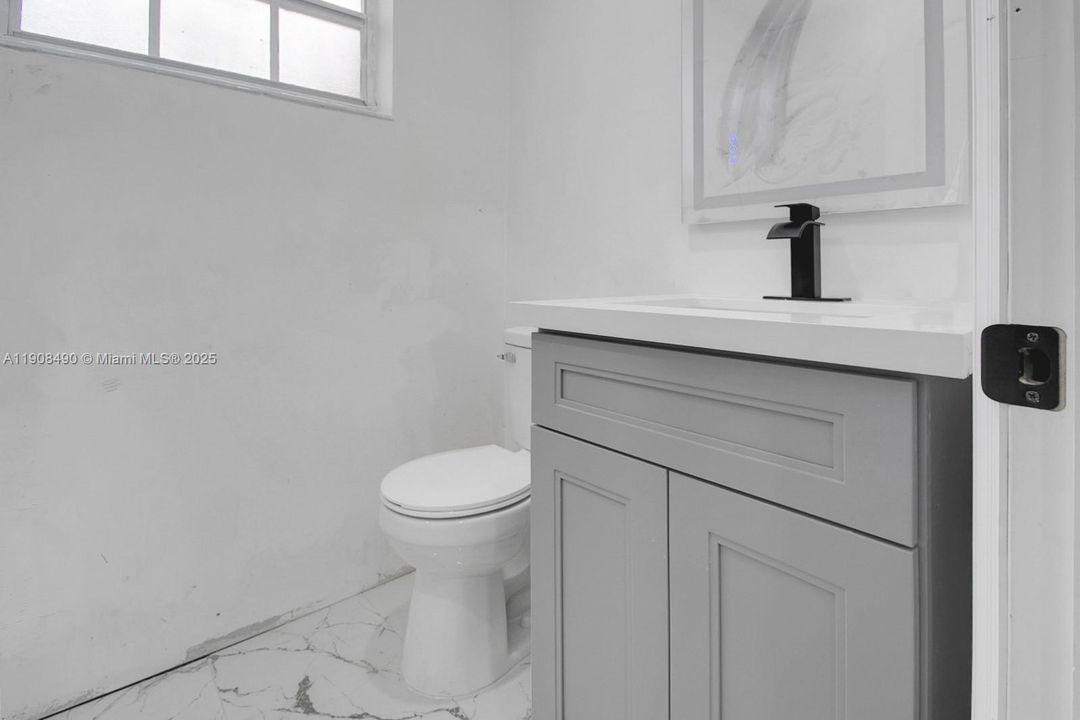 Active With Contract: $715,000 (0 beds, 0 baths, 2594 Square Feet)